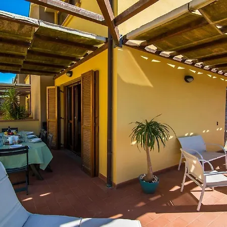 In Mit Eigenem Balkon Апартаменты Альберезе